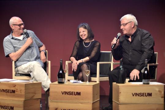 Un espectacle sensual presenta el poemari eròtic del vilafranquí Miquel Cartró. EIX