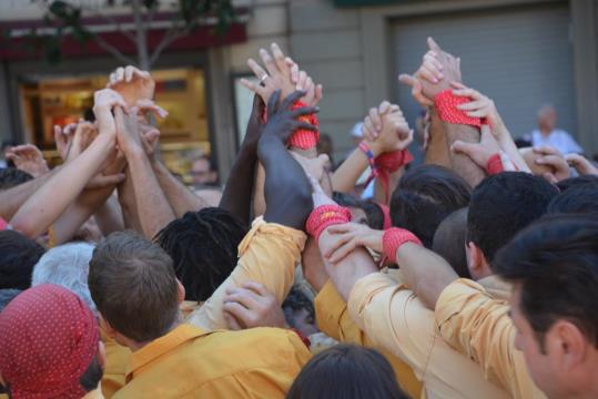 Una pinya bordegassos dilluns passat a Badalona. Maite Gomà