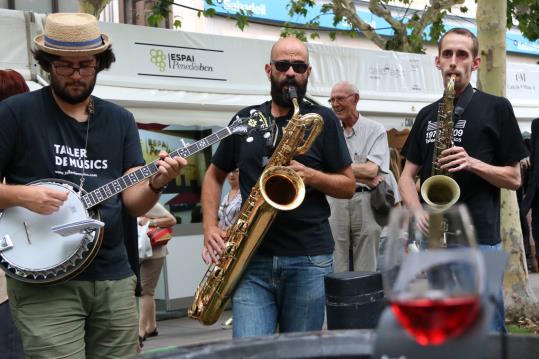 Vilafranca es submergeix durant tres dies en un maridatge de música, vi i gastronomia amb l'11è Vijazz Penedès. ACN