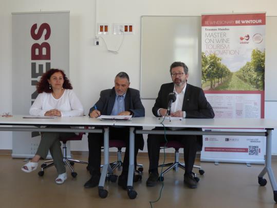 WINEBS presenta 4 nous cursos a l’Enològica de Vilafranca, en col.laboració amb la Universitat Rovira i Virgili. Ajuntament de Vilafranca