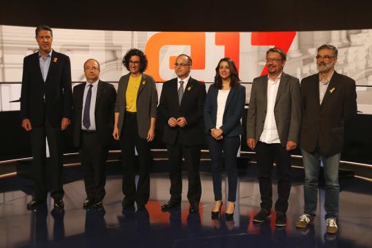 Xavier Garcia Albiol, Miquel Iceta, Marta Rovira, Jordi Turull, Inés Arrimadas, Xavier Domènech i Carles Riera. Imatge del 18 de desembre de 2017. ACN