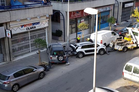 Accident de trànsit a l'avinguda de Francesc Macià. EIX