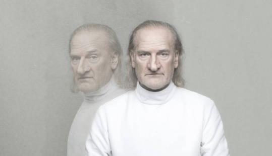 CYRANO d'Edmond Rostand, amb Lluís Homar