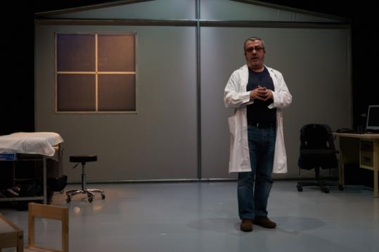 El metge de Lampedusa, basat en el llibre Llàgrimes de sal