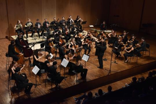 Les Danses de Galanta: una explosió de colors