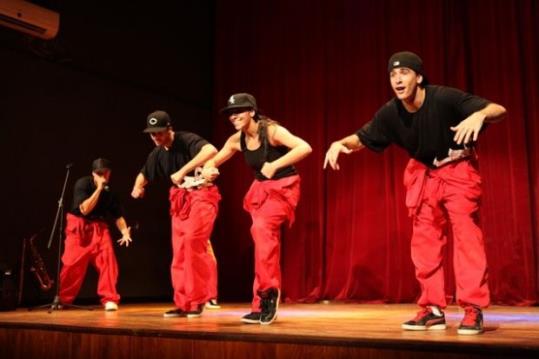 “Hipstory”, de Brodas Bros