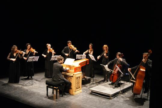 Cor Isquione i Orquestre barroca Vespres d'Arnadí: “GLORIA I MAGNIFICAT DE VIVALDI”