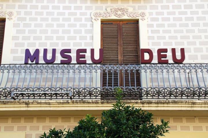 Dijous solidari al Museu Deu