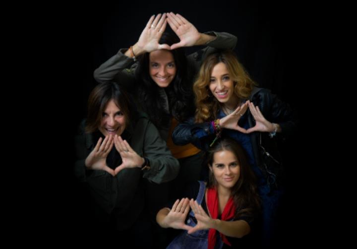 Les Kol·lontai. Cançons violetes