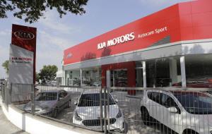 Autocam Kia estrena instal·lacions a Vilafranca on s'exposen els 17 models de la marca