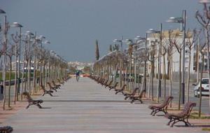 Cubelles tindrà aquest estiu d’un nou carril bici a la façana marítima de la Mota de Sant Pere. Ajuntament de Cubelles