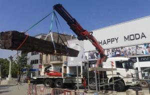 Culmina amb èxit l’operació de desmuntatge i trasllat de la premsa de vi de Vilafranca. Vinseum