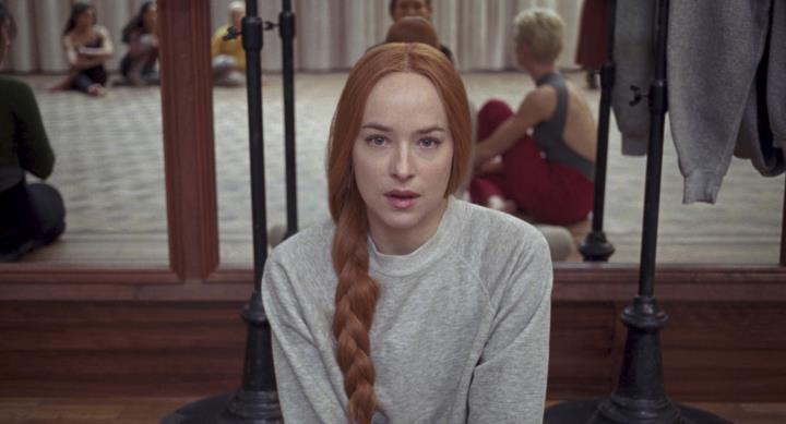 Dakota Johnson en un moment del film 'Suspiria', dirigit per Luca Guadagnino. Amazon studios