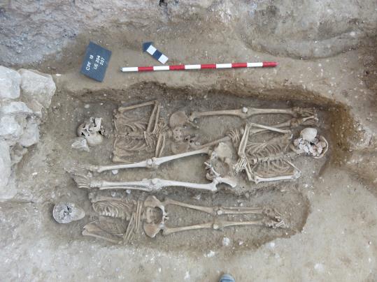 Descobreixen una necròpolis del segle XIII a les obres de Cal Pa i Figues de Vilafranca del Penedès. Vinseum