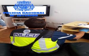 Detingut un veí de l’Arboç per pornografia infantil