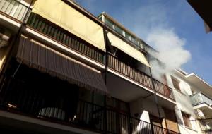 Dos intoxicats lleus en l'incendi d'un pis a Sitges. Xavier Prat
