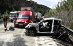 Dos morts en un xoc entre un cotxe i un camió a la C-15 . ACN