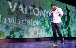 El cantant de rap Valtonyc durant la seva actuació als Premis Enderrock aquest 7 de març de 2018. ACN