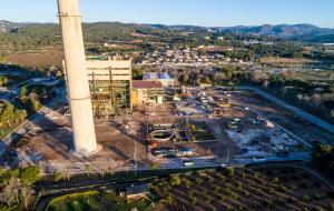 El desballestament de la central tèrmica de Foix, a vista de dron