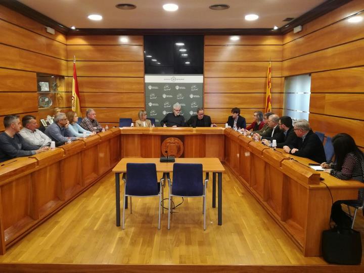 El Pacte de Berà es renueix amb el responsable de coordinar amb Adif i Renfe els plans per Rodalies. Ajuntament del Vendrell