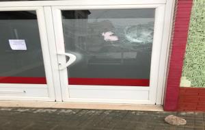 El passat 25 de març la seu del PSC de Sant Sadurní d’Anoia va ser atacada