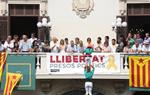 El president de la Diputació de Barcelona, Marc Castells, al balcó de l'Ajuntament de Vilafranca del Penedès durant la diada castellera de Sant Fèlix.