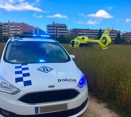 El SEM evacua en helicòpter un veí de Vilanova per una reacció severa a un medicament. Policia local de Vilanova