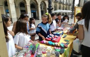 El valor de la solidaritat i la creativitat, al Mercat de Joves Emprenedors de Vilanova. Cristina Poyatos