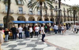 El valor de la solidaritat i la creativitat, al Mercat de Joves Emprenedors de Vilanova