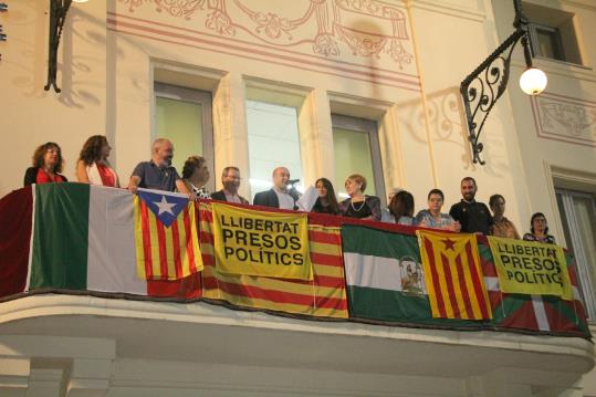 Els alcaldes dels pobles agermanats amb Sant Sadurní protagonitzen el pregó de Fires i Festes 2018. Ajt Sant Sadurní d'Anoia