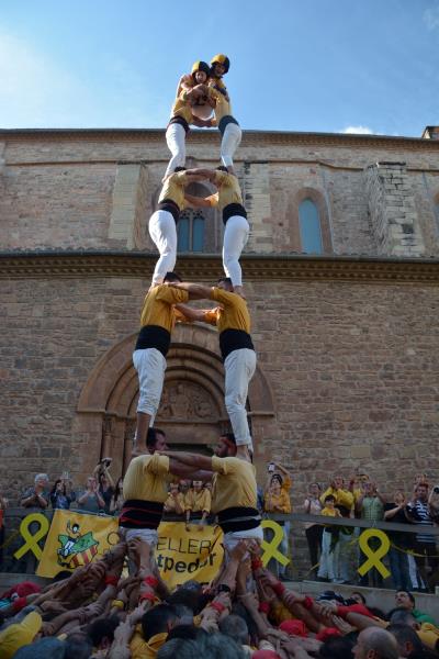 Els Bordegassos estrenen la torre de set a Santpedor. Maite Gomà