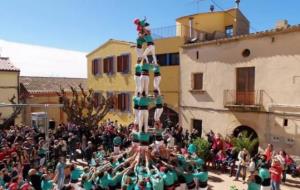 Els Castellers de Vilafranca homenatgen la primera actuació de la colla amb una diada a Sant Cugat Sesgarrigues. Castellers de Vilafranca