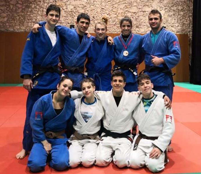 Els competidors del Club Judo Olèrdola. Eix