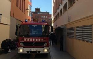Ensurt a l'ambulatori Jaume I de Vilanova per una alarma d'incendi. Policia local de Vilanova