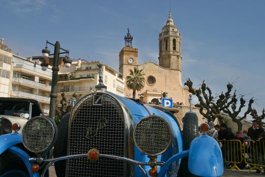 Es posa en marxa la 60a edició del Ral·li de Cotxes d'Època de Sitges, que es farà del 3 al 5 de març. Ral·li de Sitges