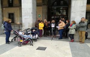 Espais familiars i l'Ajuntament de Vilanova es manifestes a favor dels drets del infants