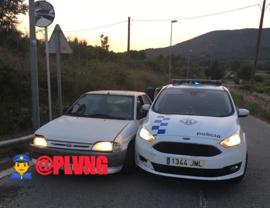 Espectacular persecució policial al centre de Vilanova. Policia local de Vilanova