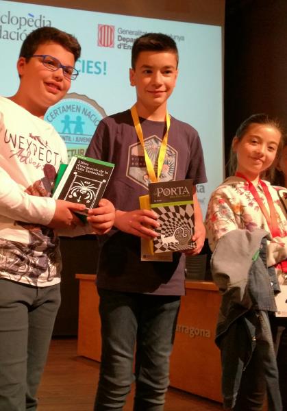 Finalistes del Vendrell al XIV Certamen nacional infantil i juvenil de lectura en veu alta. Ajuntament del Vendrell