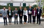 Fotografia conjunta de les autoritats abans d'inaugurar la 34a reunió del Cercle d'Economia a Sitges. ACN