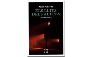 Imatge coberta 'Els llits dels altres', d'Anna Punsoda. Eix