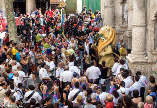 Imatge d'arxiu de la Festa Major del Vendrell. Eix