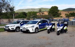 Incorporen tres vehicles elèctrics a la flota de la policia local de Sant Pere de Ribes. Ajt Sant Pere de Ribes