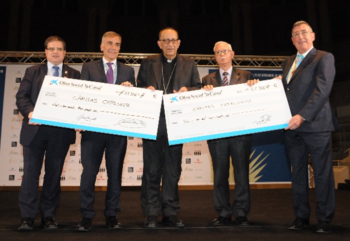 La Confraria del Cava dona 45.000 euros a Càritas en la 7a Nit Solidària del Cava. Confraria del Cava
