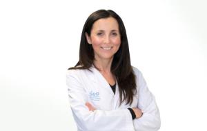 La Dra. Ana Oaknin, investigadora principal del Grupo de Neoplasias Ginecológicas de VHIO e investigadora participante en este estudio. VHIO