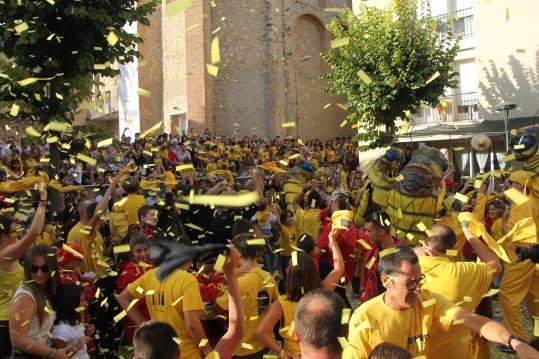 La festa final dels tallers i la Fil·loxera a la Casa dels Avis, primers actes de Fires a Sant Sadurní. Ajt Sant Sadurní d'Anoia