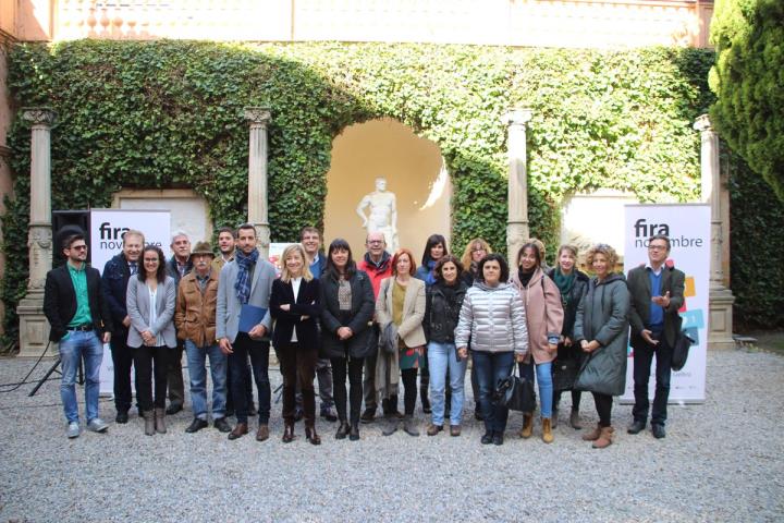 La Fira de Novembre de Vilanova vol donar centralitat a l’activitat econòmica local a la plaça de la Vila. Ajuntament de Vilanova