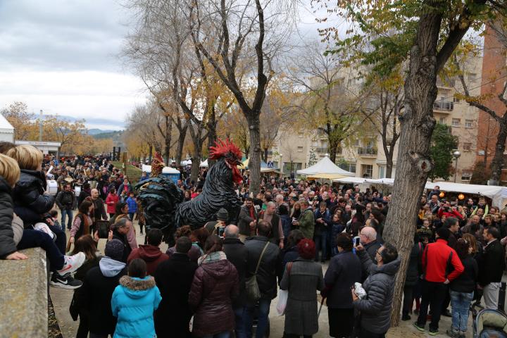 La Fira del Gall consolida l’assistència i augmenta la satisfacció dels visitants a Vilafranca del Penedès. Fira del Gall