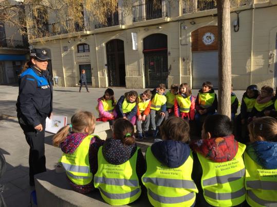 La Policia Local de Vilafranca amplia les sessions d’educació viària en col·laboració de les escoles. Ajuntament de Vilafranca