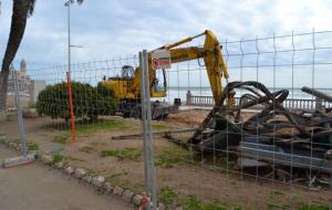 L'Ajuntament trasllada la terra i la runa de les obres del Passeig de la Ribera per a reduir molèsties. Ajuntament de Sitges