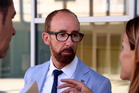 L’alcalde de Sitges arriba a un acord extrajudicial amb quatre veïns a qui havia denunciat per injúries i calúmnies. ACN